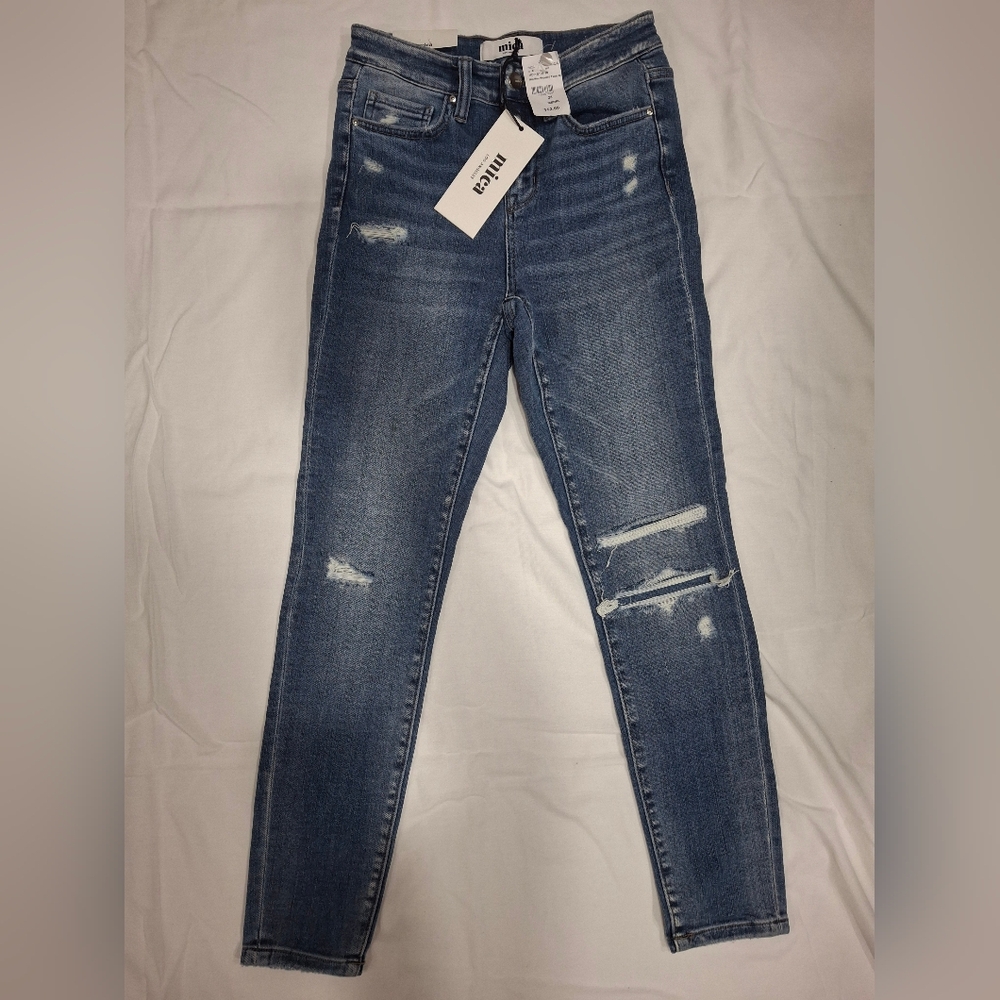 Trendy Women's Blue Skinny Jeans